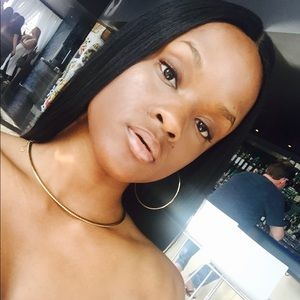 Meet your Posher, Yomi